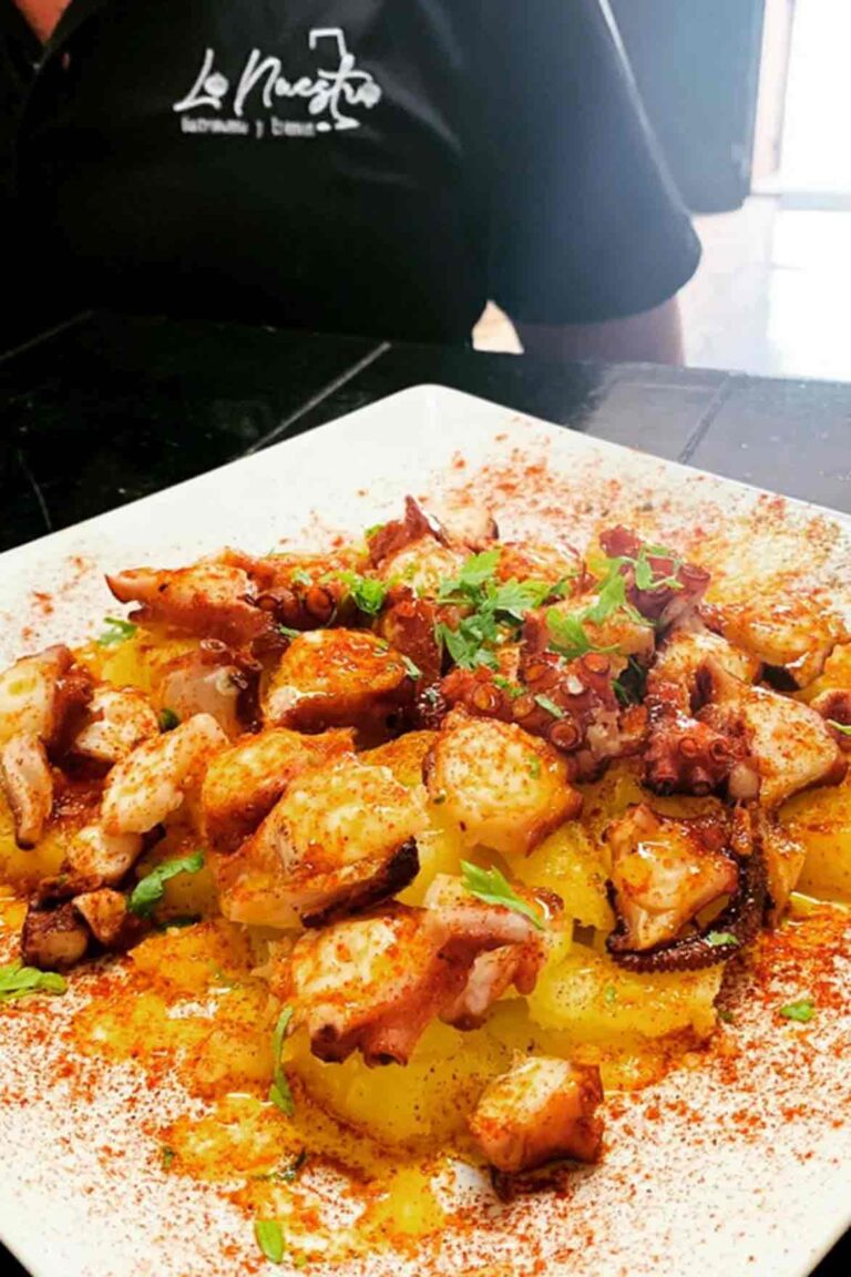 1173x1760slider-header-lo-nuestro-pulpo-a-la-gallega